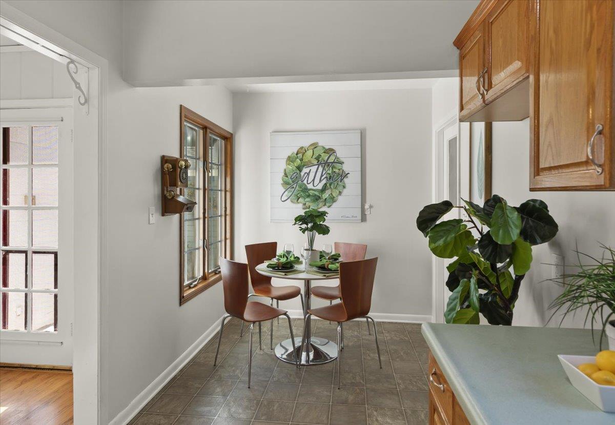 Detail Gallery Image 12 of 26 For 1035 Newhall St, San Jose,  CA 95126 - 2 Beds | 1 Baths