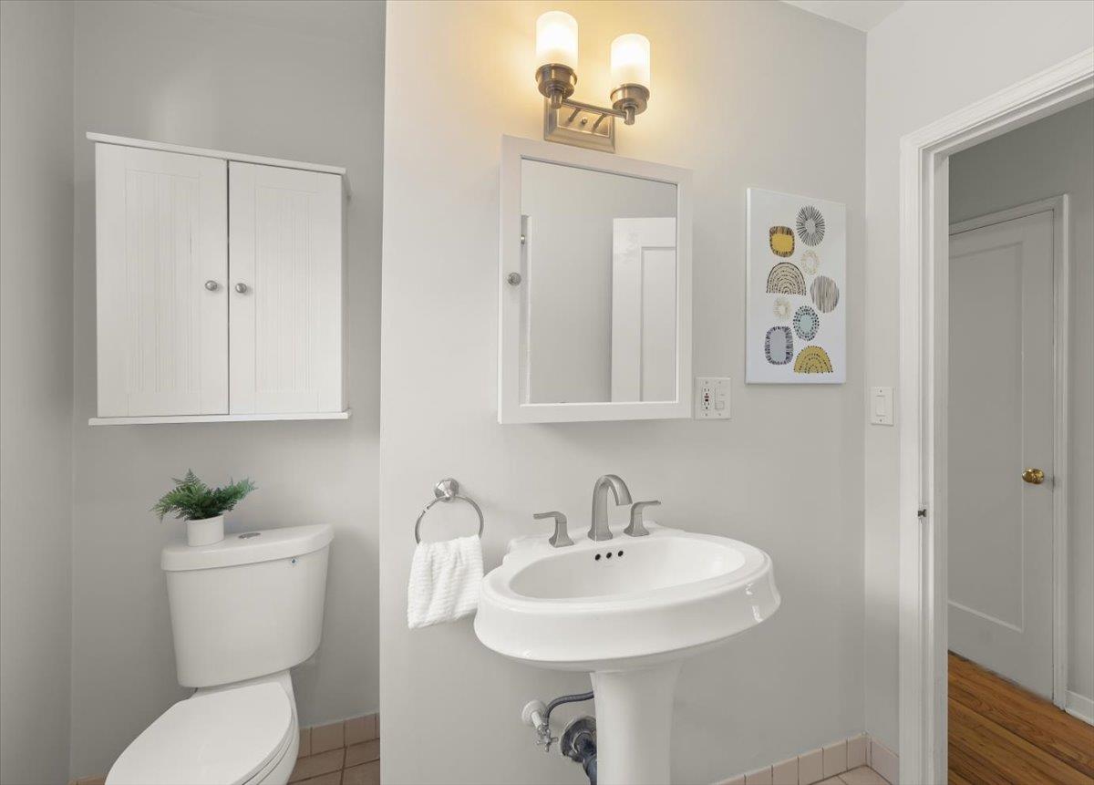 Detail Gallery Image 18 of 26 For 1035 Newhall St, San Jose,  CA 95126 - 2 Beds | 1 Baths