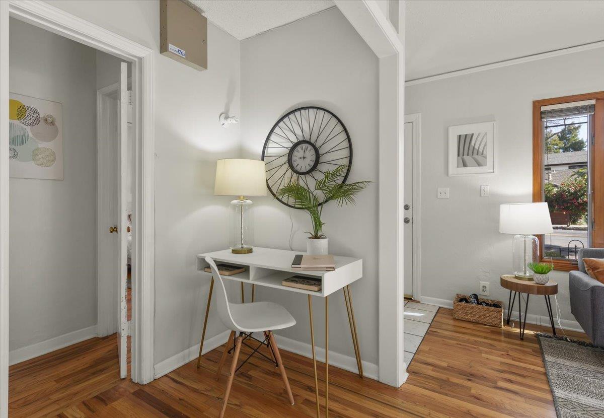 Detail Gallery Image 7 of 26 For 1035 Newhall St, San Jose,  CA 95126 - 2 Beds | 1 Baths