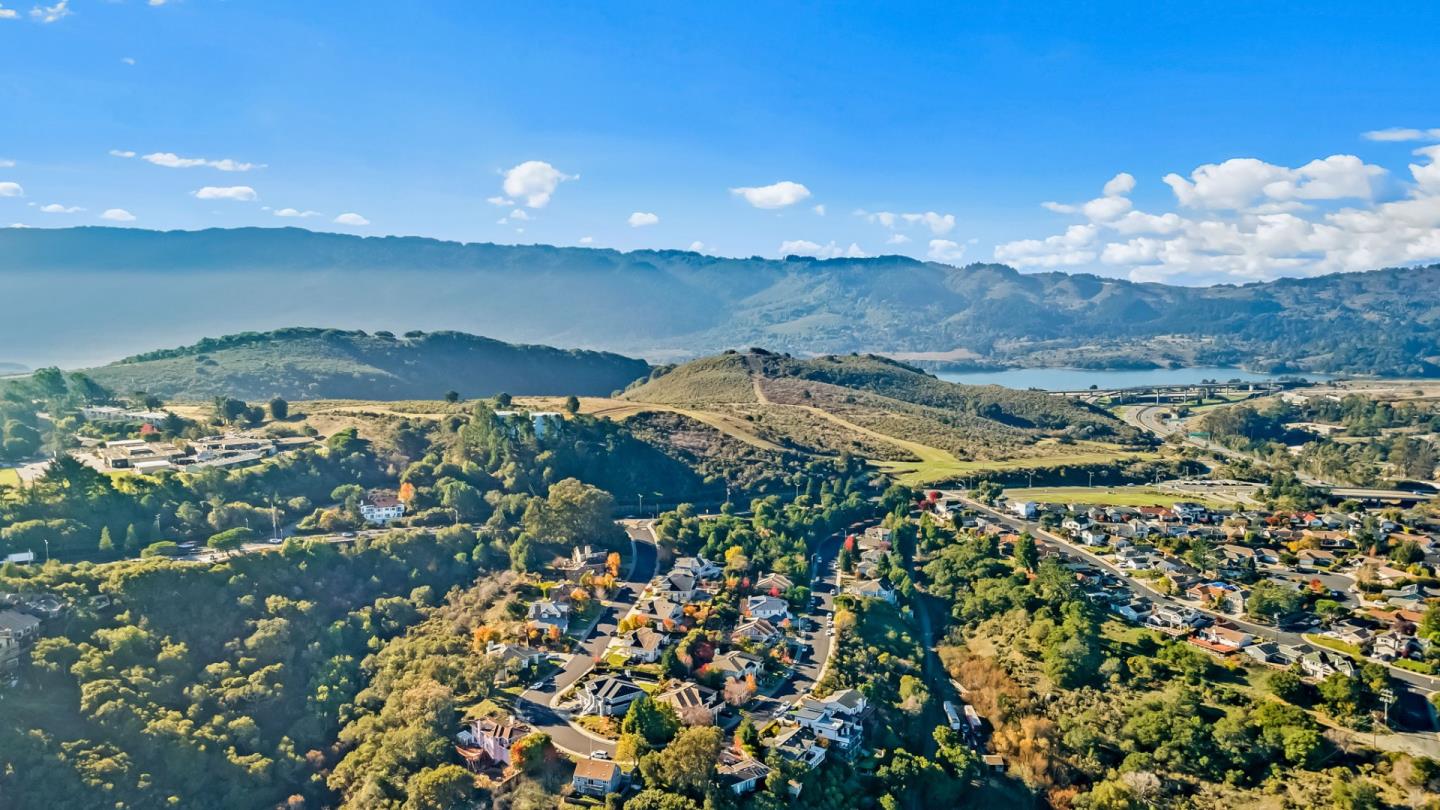 Detail Gallery Image 16 of 49 For 3900 Marsten Ave, Belmont,  CA 94002 - – Beds | – Baths