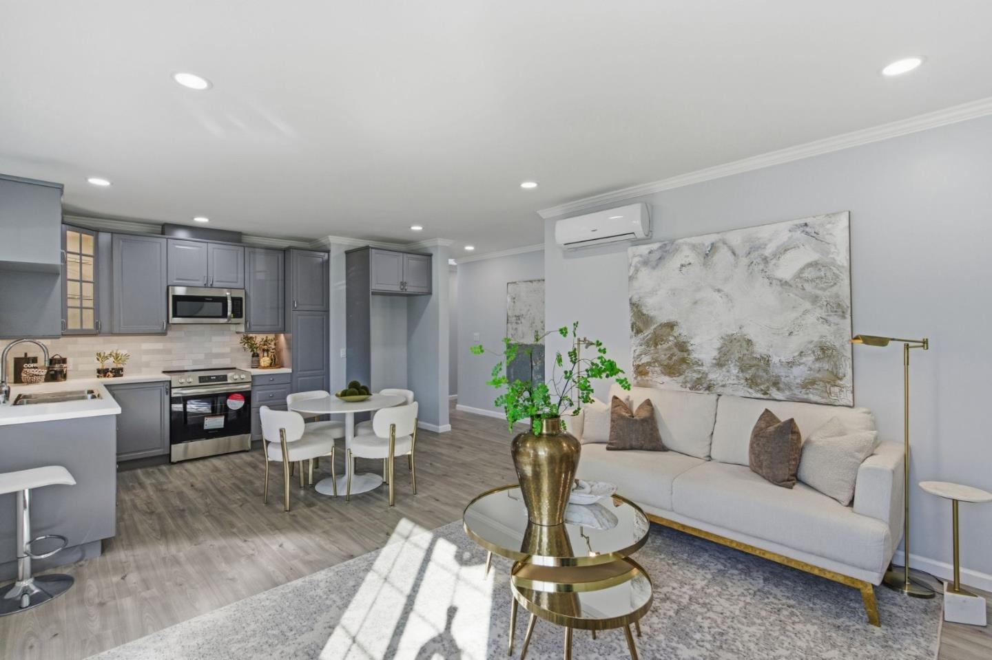 Detail Gallery Image 11 of 41 For 409 S Idaho St, San Mateo,  CA 94402 - – Beds | – Baths