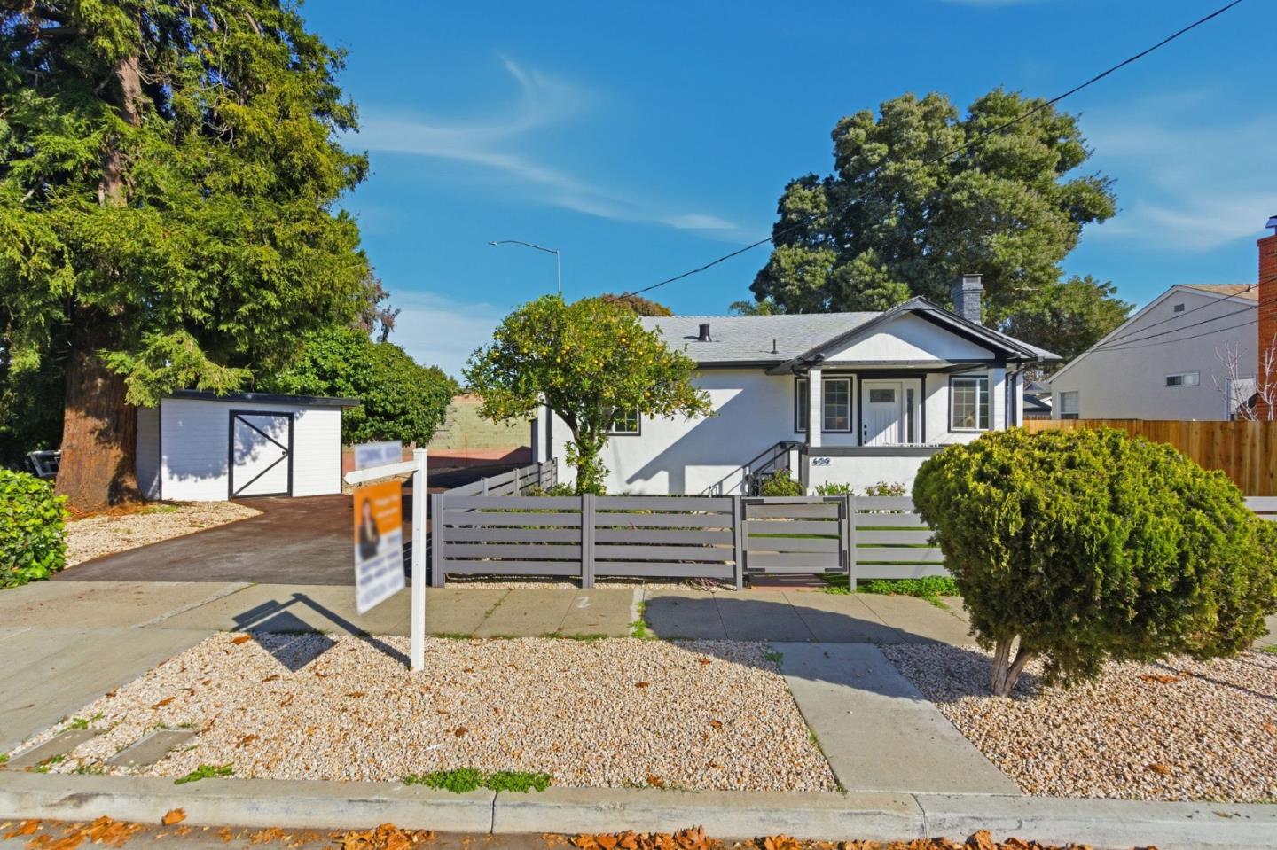 Detail Gallery Image 2 of 41 For 409 S Idaho St, San Mateo,  CA 94402 - – Beds | – Baths