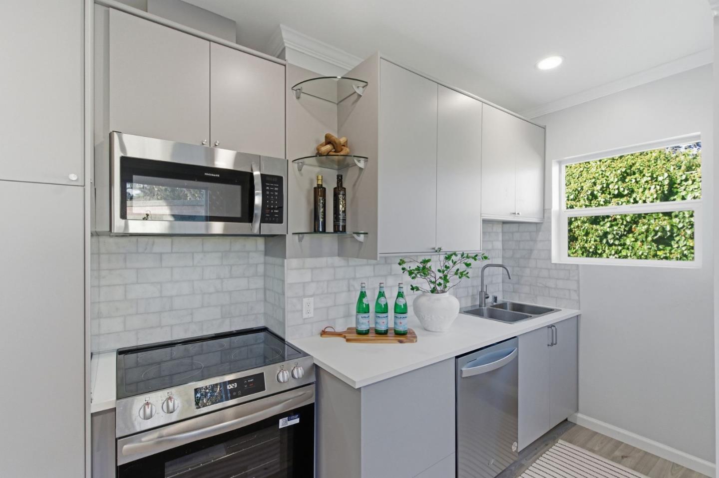 Detail Gallery Image 27 of 41 For 409 S Idaho St, San Mateo,  CA 94402 - – Beds | – Baths