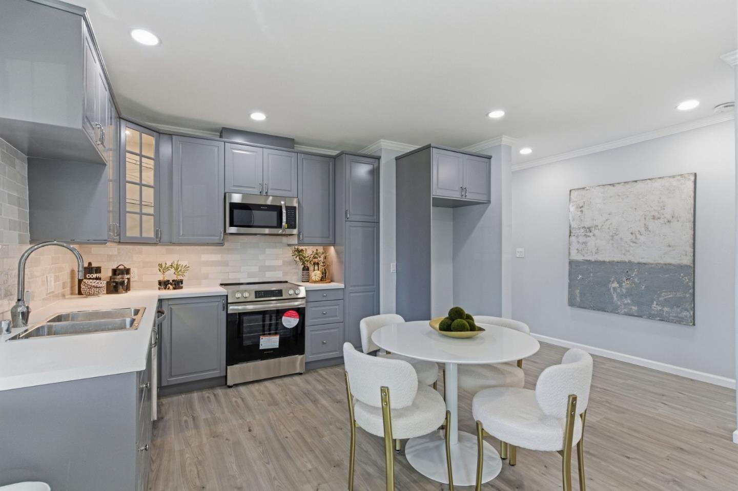 Detail Gallery Image 9 of 41 For 409 S Idaho St, San Mateo,  CA 94402 - – Beds | – Baths