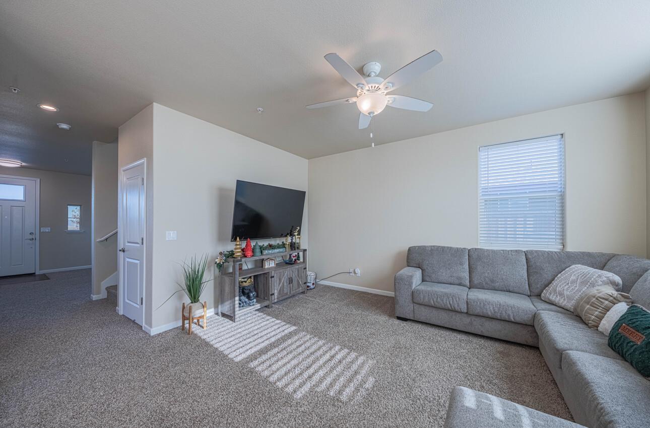 Detail Gallery Image 13 of 43 For 670 Bikle Dr, King City,  CA 93930 - 4 Beds | 2/1 Baths
