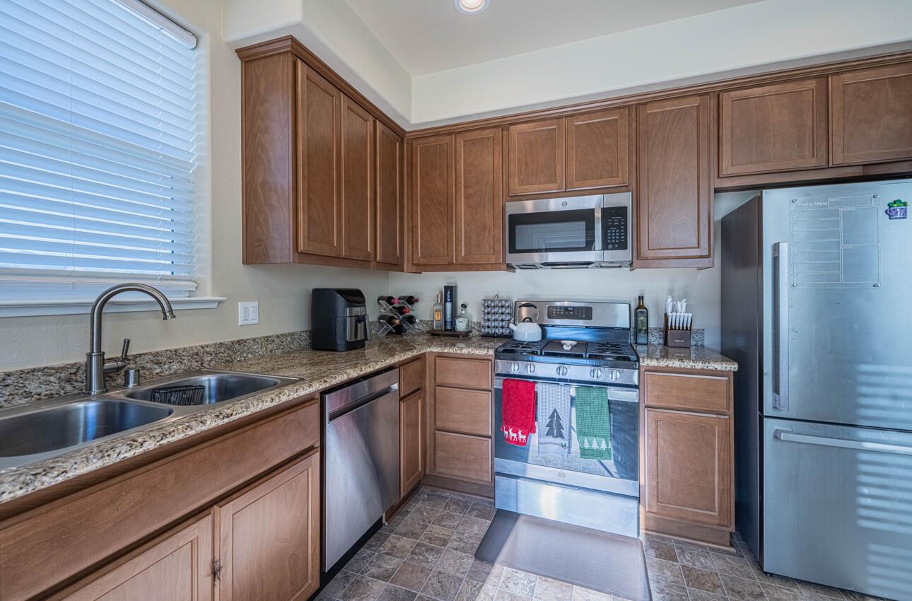 Detail Gallery Image 18 of 43 For 670 Bikle Dr, King City,  CA 93930 - 4 Beds | 2/1 Baths