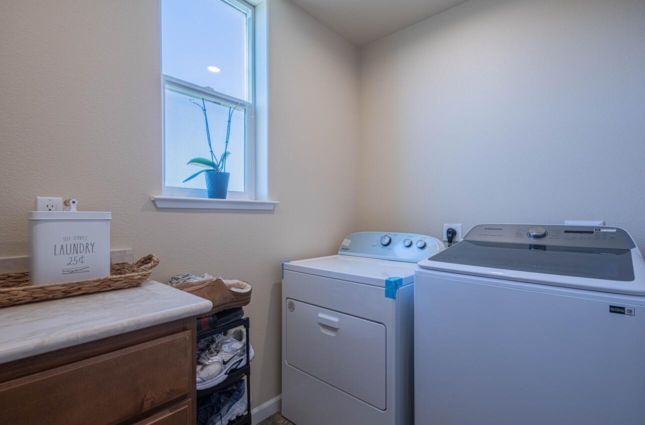 Detail Gallery Image 21 of 43 For 670 Bikle Dr, King City,  CA 93930 - 4 Beds | 2/1 Baths