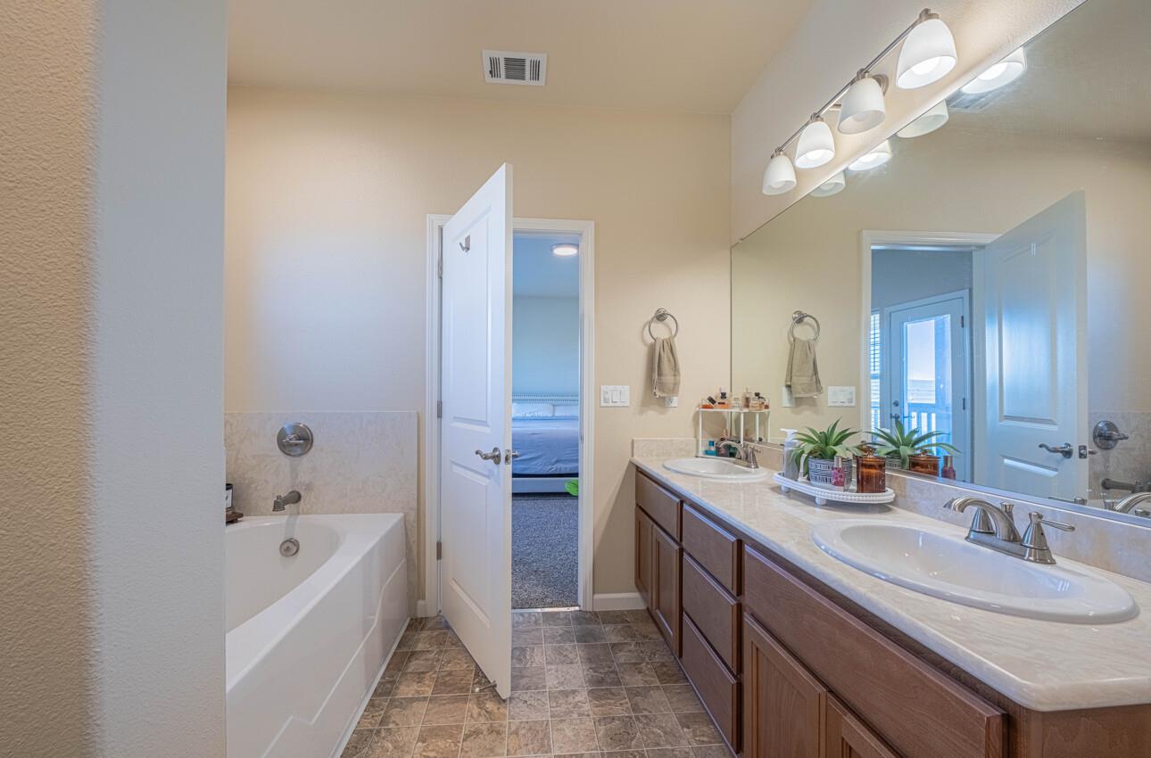 Detail Gallery Image 30 of 43 For 670 Bikle Dr, King City,  CA 93930 - 4 Beds | 2/1 Baths