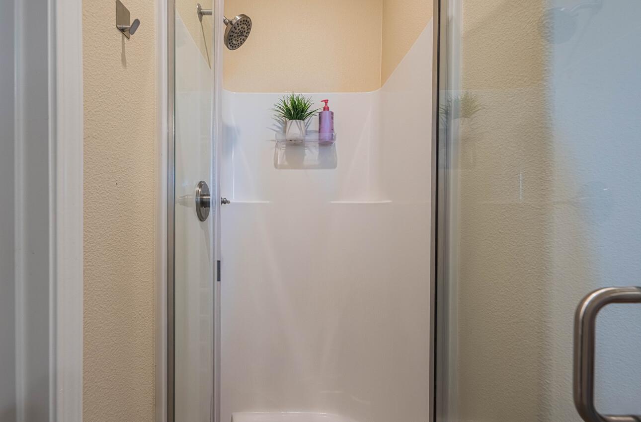 Detail Gallery Image 32 of 43 For 670 Bikle Dr, King City,  CA 93930 - 4 Beds | 2/1 Baths