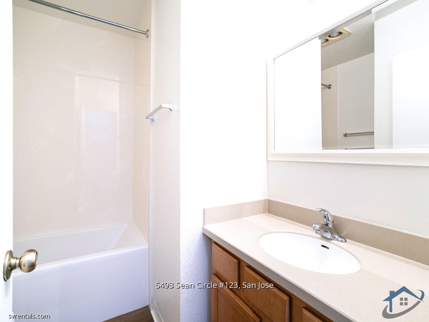Detail Gallery Image 18 of 22 For 5493 Sean Cir #123,  San Jose,  CA 95123 - 2 Beds | 2 Baths