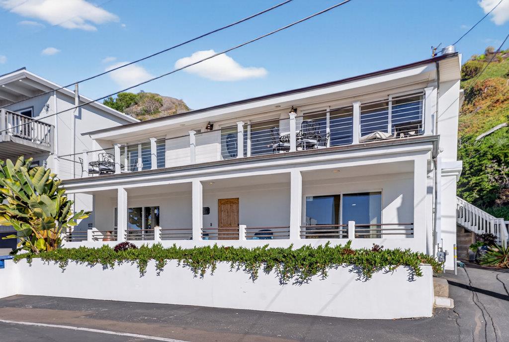 Detail Gallery Image 38 of 51 For 619 Beach Dr, Aptos,  CA 95003 - 5 Beds | 3 Baths