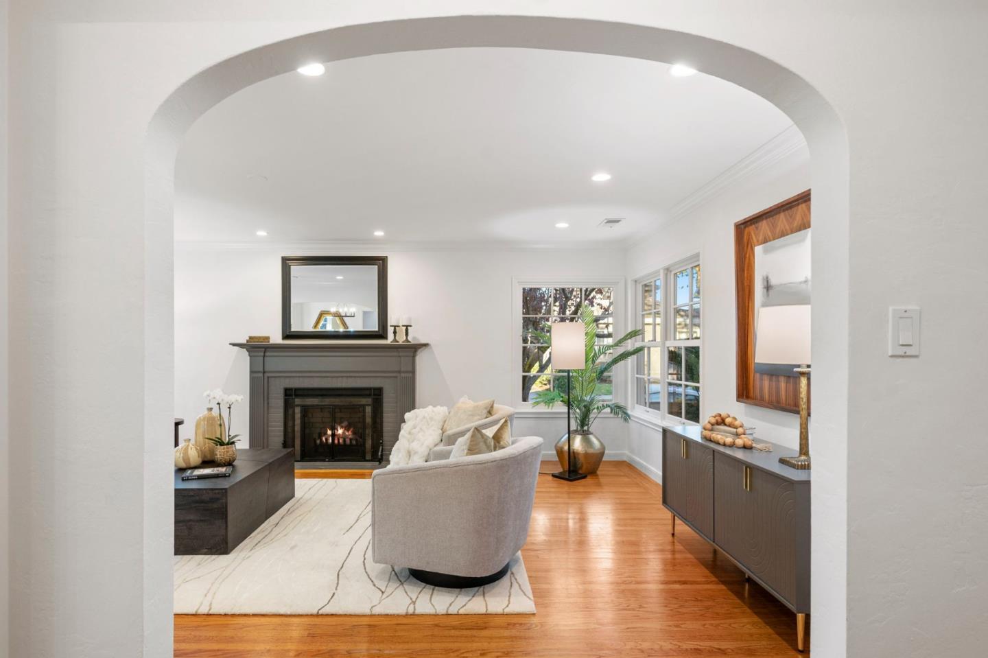 Detail Gallery Image 11 of 61 For 1149 Cortez Ave, Burlingame,  CA 94010 - 3 Beds | 2 Baths