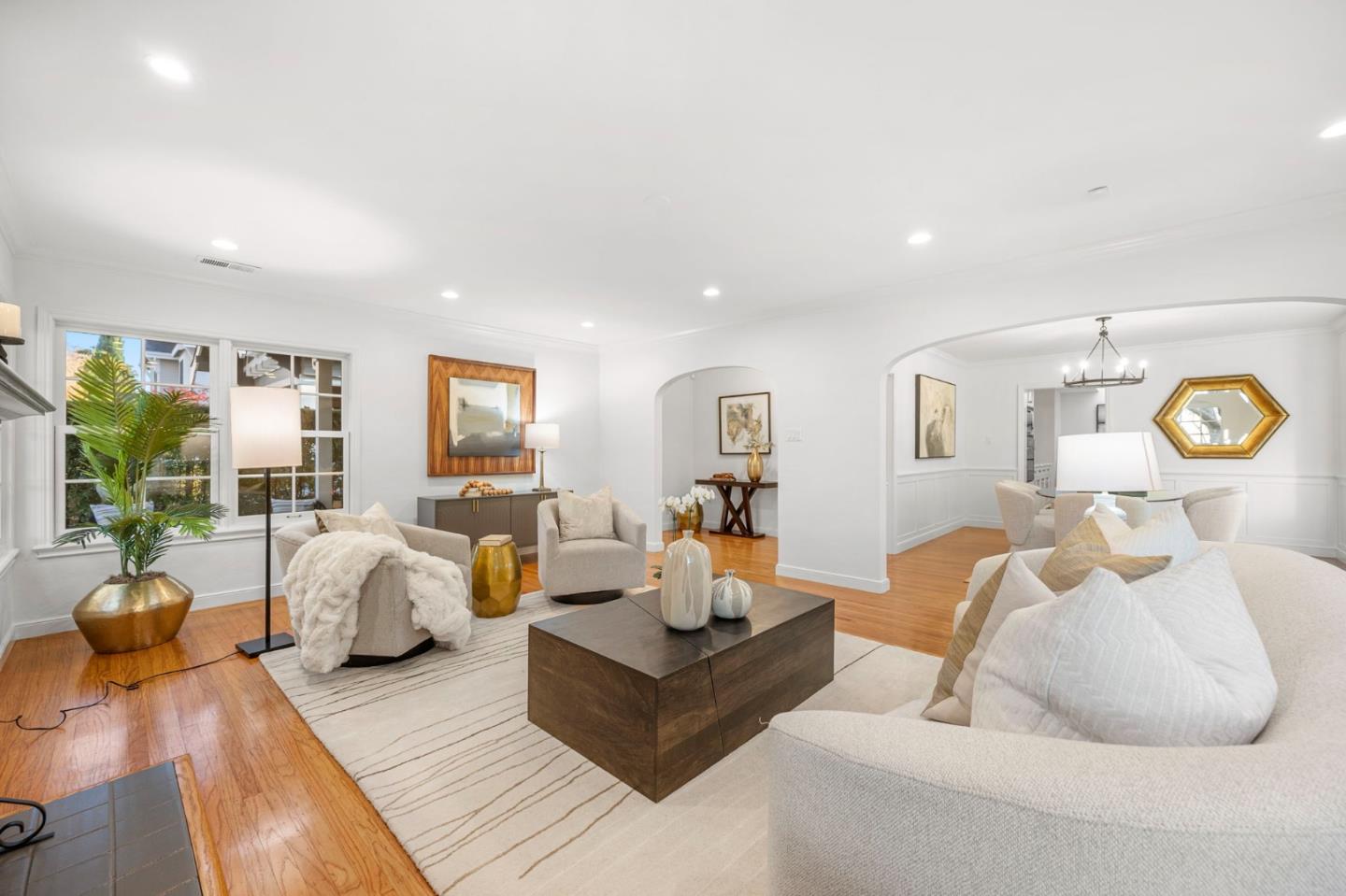 Detail Gallery Image 17 of 61 For 1149 Cortez Ave, Burlingame,  CA 94010 - 3 Beds | 2 Baths