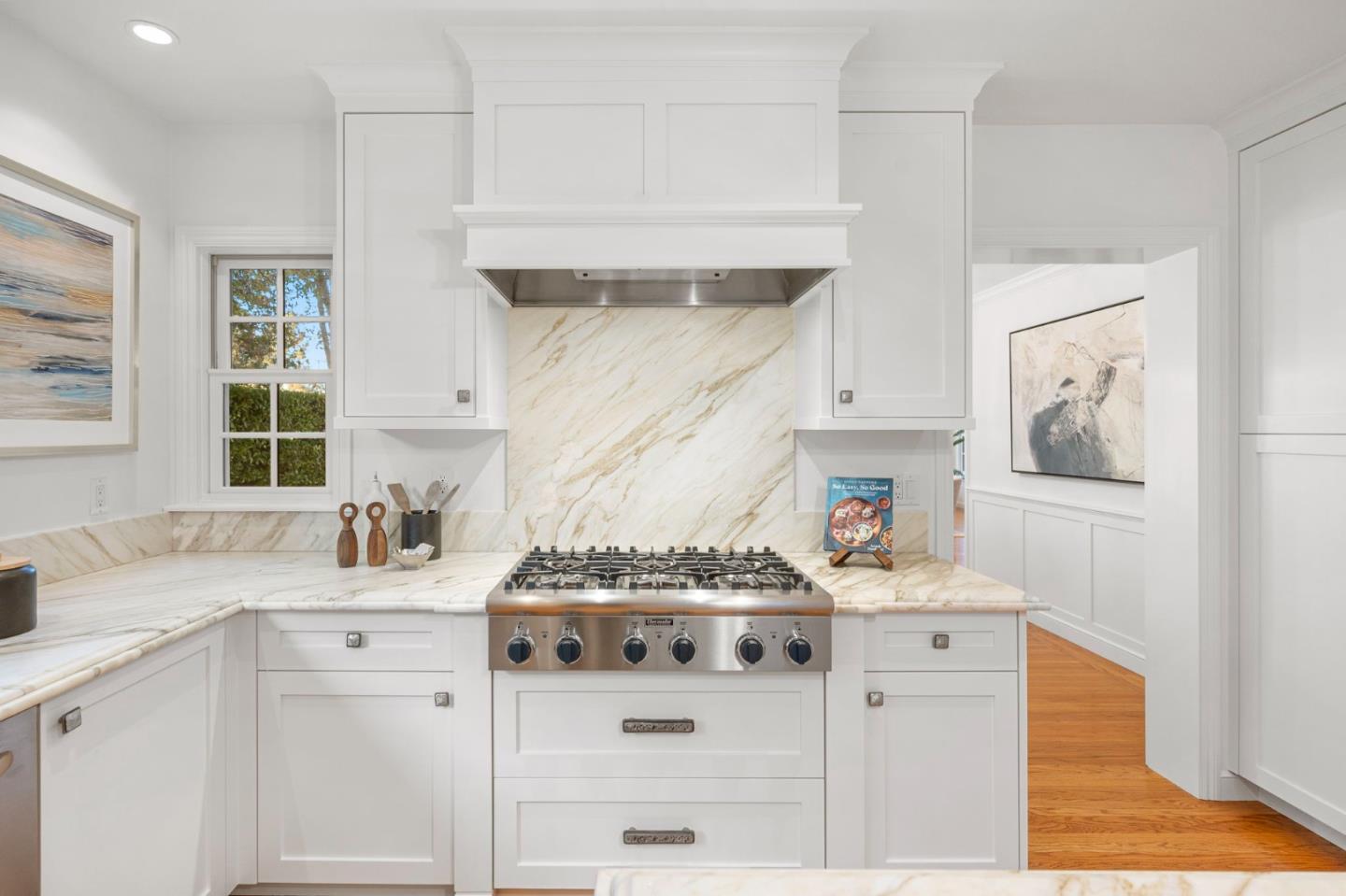 Detail Gallery Image 27 of 61 For 1149 Cortez Ave, Burlingame,  CA 94010 - 3 Beds | 2 Baths