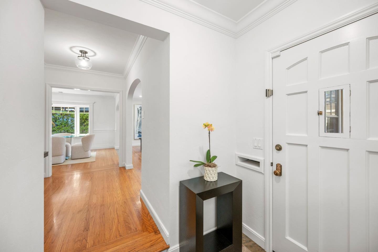 Detail Gallery Image 9 of 61 For 1149 Cortez Ave, Burlingame,  CA 94010 - 3 Beds | 2 Baths