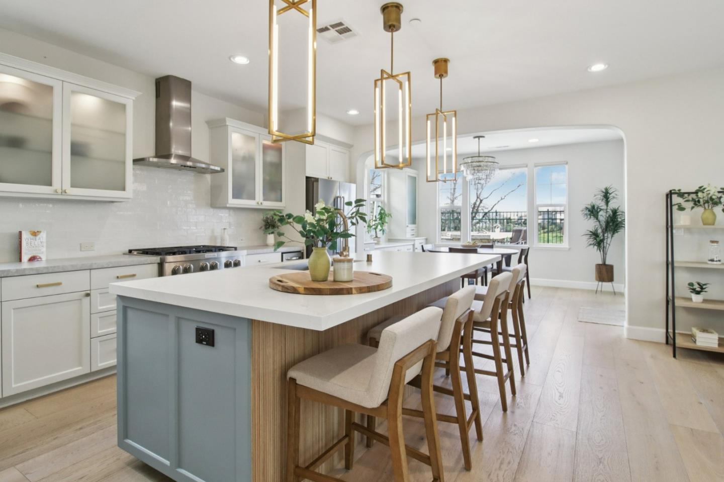 Detail Gallery Image 14 of 70 For 7670 Mackenzie Way, Gilroy,  CA 95020 - 5 Beds | 4 Baths