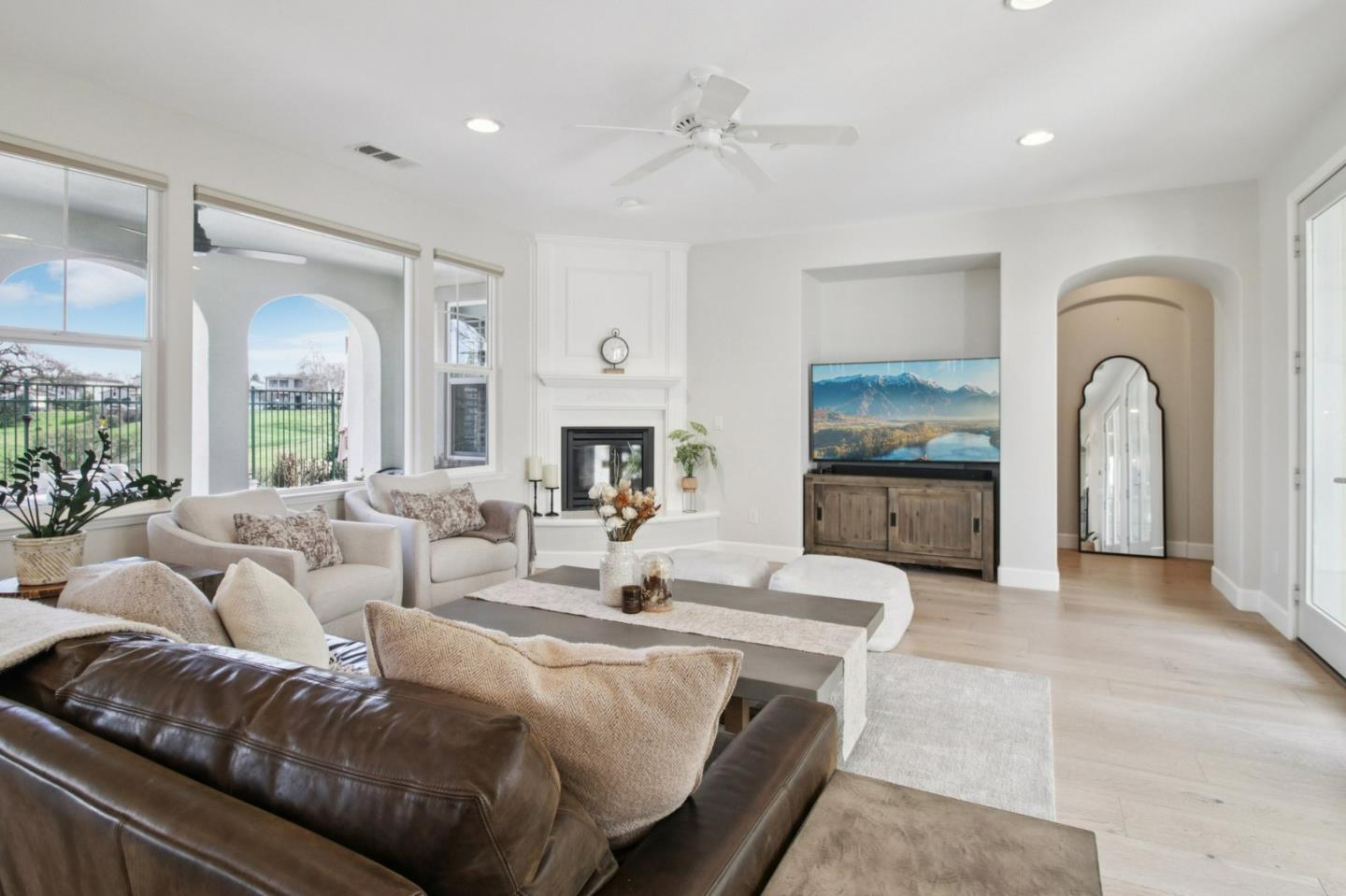 Detail Gallery Image 22 of 70 For 7670 Mackenzie Way, Gilroy,  CA 95020 - 5 Beds | 4 Baths