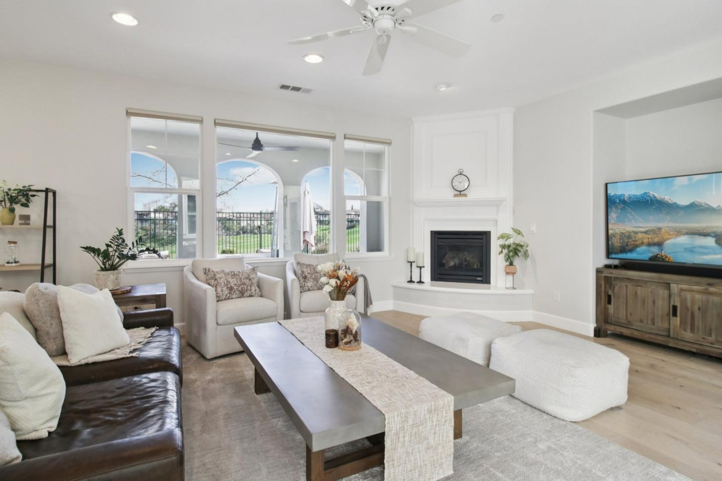 Detail Gallery Image 23 of 70 For 7670 Mackenzie Way, Gilroy,  CA 95020 - 5 Beds | 4 Baths