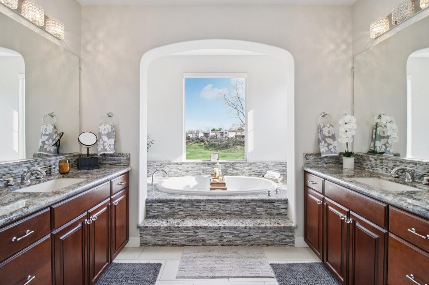 Detail Gallery Image 49 of 70 For 7670 Mackenzie Way, Gilroy,  CA 95020 - 5 Beds | 4 Baths