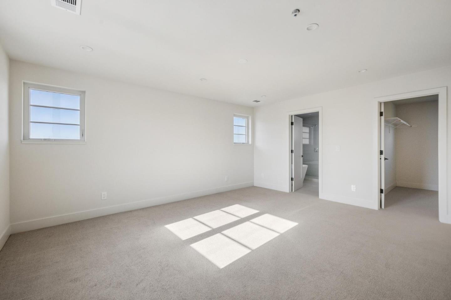 Detail Gallery Image 19 of 43 For 577 Creekside Ct, Half Moon Bay,  CA 94019 - 3 Beds | 2/1 Baths