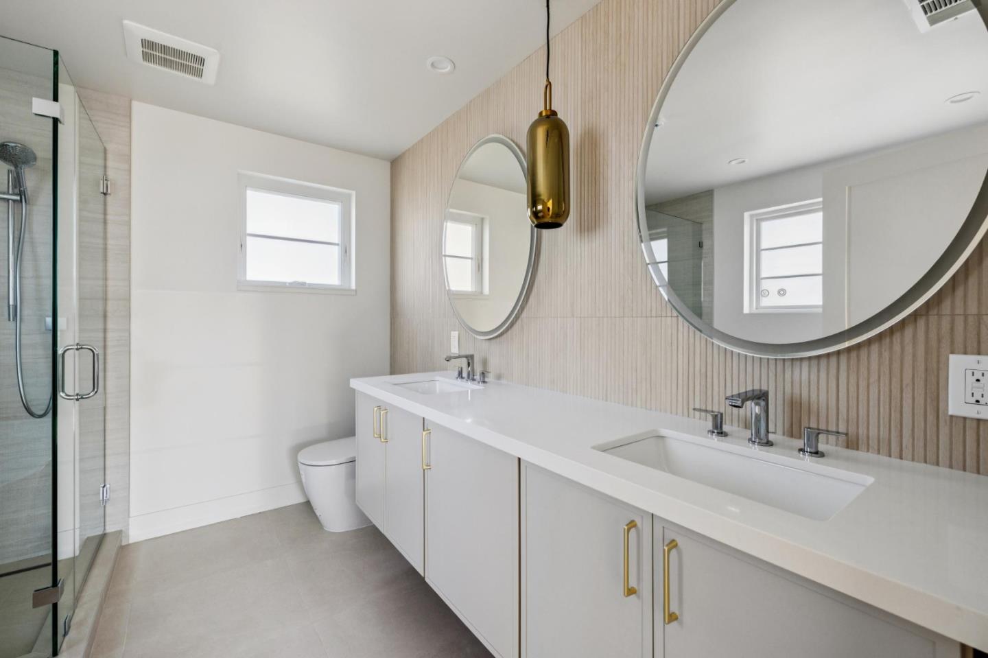 Detail Gallery Image 21 of 43 For 577 Creekside Ct, Half Moon Bay,  CA 94019 - 3 Beds | 2/1 Baths