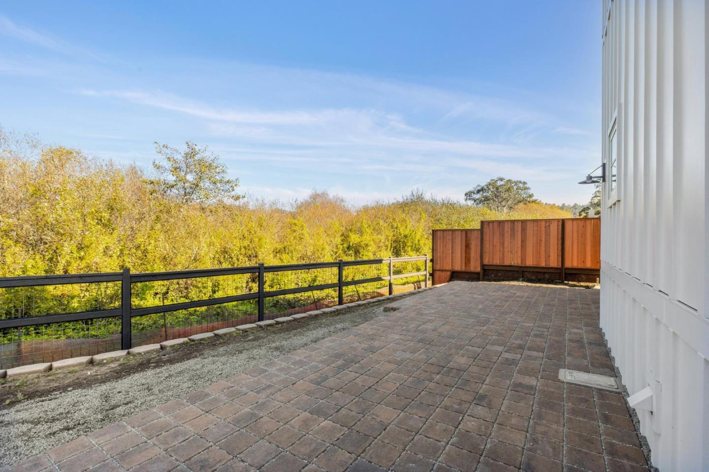 Detail Gallery Image 38 of 43 For 577 Creekside Ct, Half Moon Bay,  CA 94019 - 3 Beds | 2/1 Baths