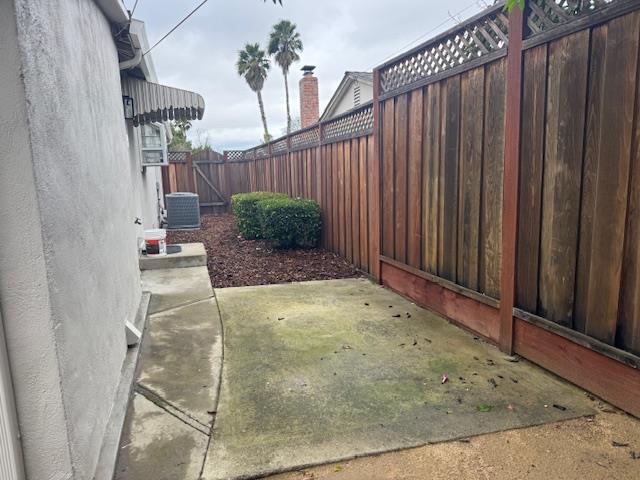 Detail Gallery Image 7 of 9 For 1040 Linda Dr, Campbell,  CA 95008 - 4 Beds | 2 Baths