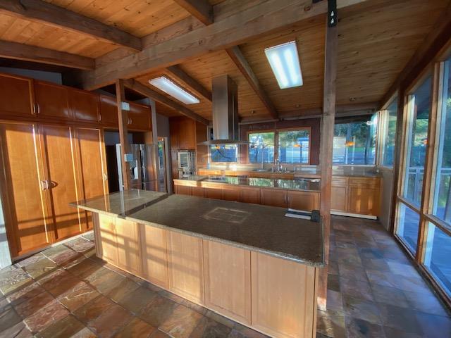 Detail Gallery Image 5 of 10 For 47 Forest View Rd, Woodside,  CA 94062 - 4 Beds | 3/1 Baths