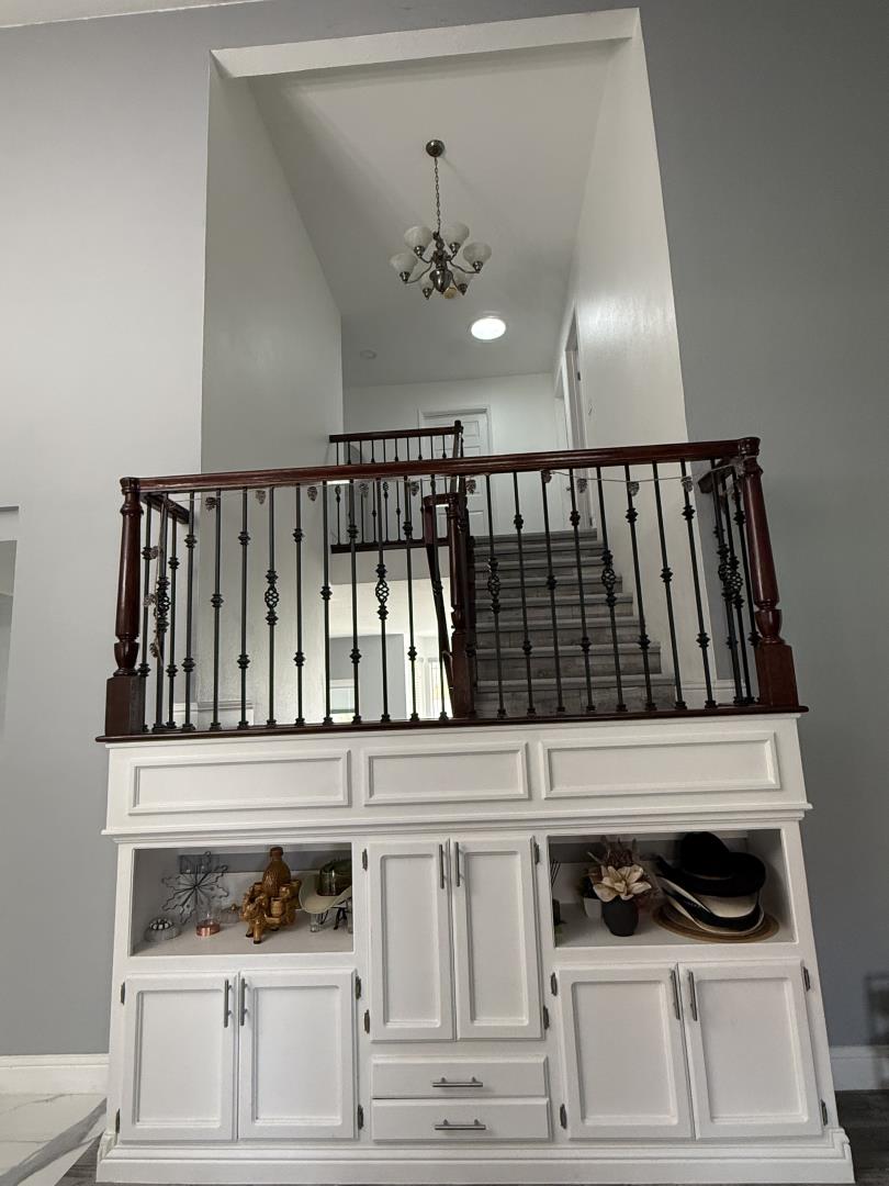 Detail Gallery Image 15 of 48 For 1336 Northgate Dr, Manteca,  CA 95336 - 4 Beds | 2/1 Baths