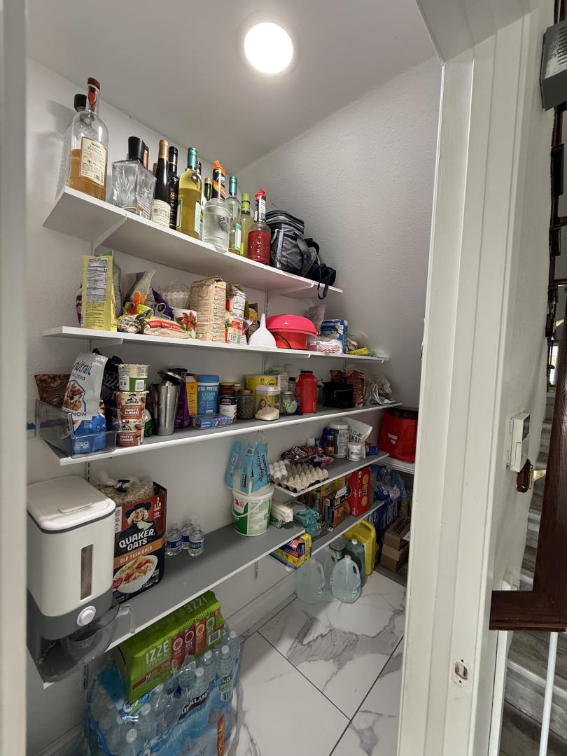 Detail Gallery Image 28 of 48 For 1336 Northgate Dr, Manteca,  CA 95336 - 4 Beds | 2/1 Baths