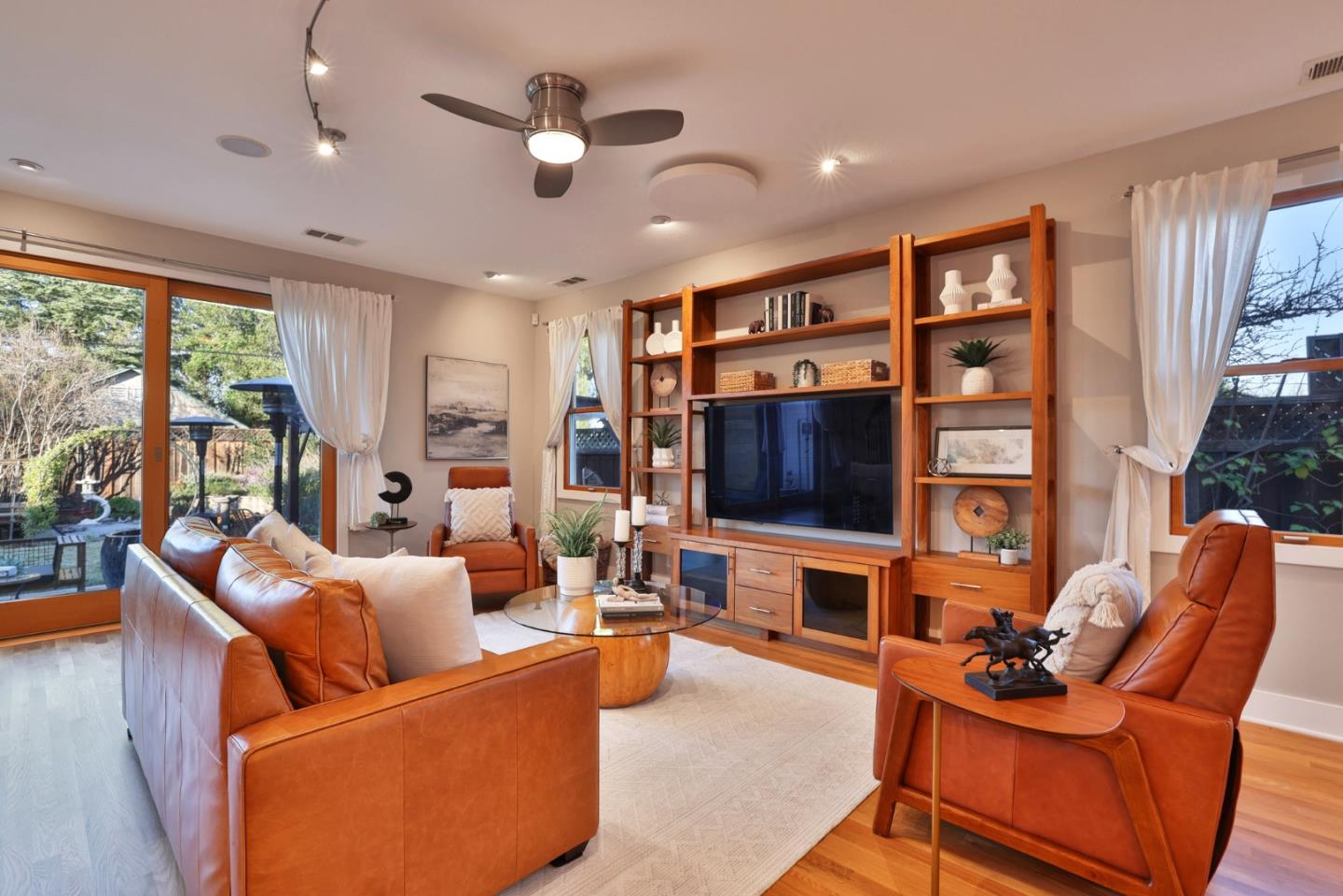 Detail Gallery Image 10 of 46 For 15171 Chelsea Dr, San Jose,  CA 95124 - 5 Beds | 3 Baths