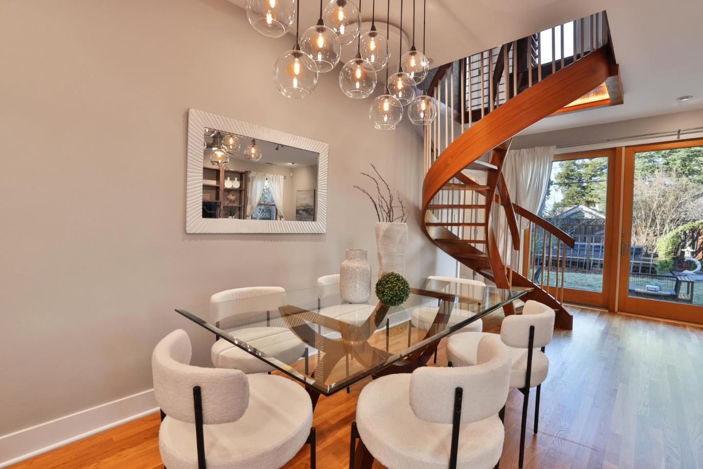 Detail Gallery Image 13 of 46 For 15171 Chelsea Dr, San Jose,  CA 95124 - 5 Beds | 3 Baths