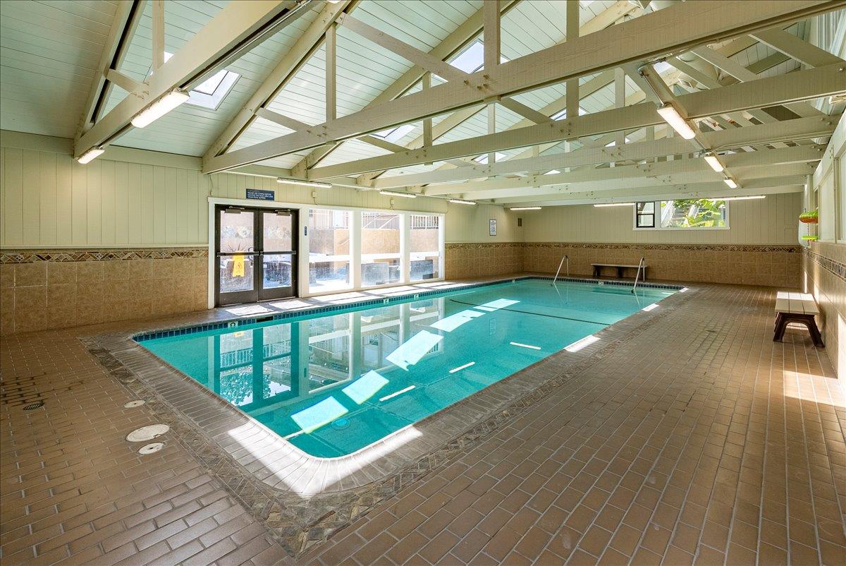 Detail Gallery Image 17 of 18 For 300 Glenwood Cir #265,  Monterey,  CA 93940 - 2 Beds | 1 Baths