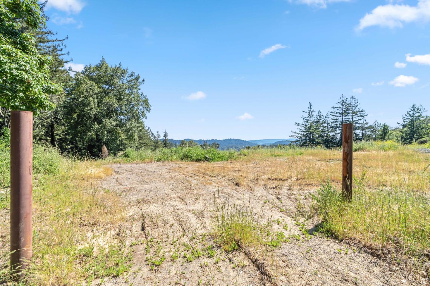 Detail Gallery Image 7 of 23 For 22981 Highway 17, Los Gatos,  CA 95033 - – Beds | – Baths