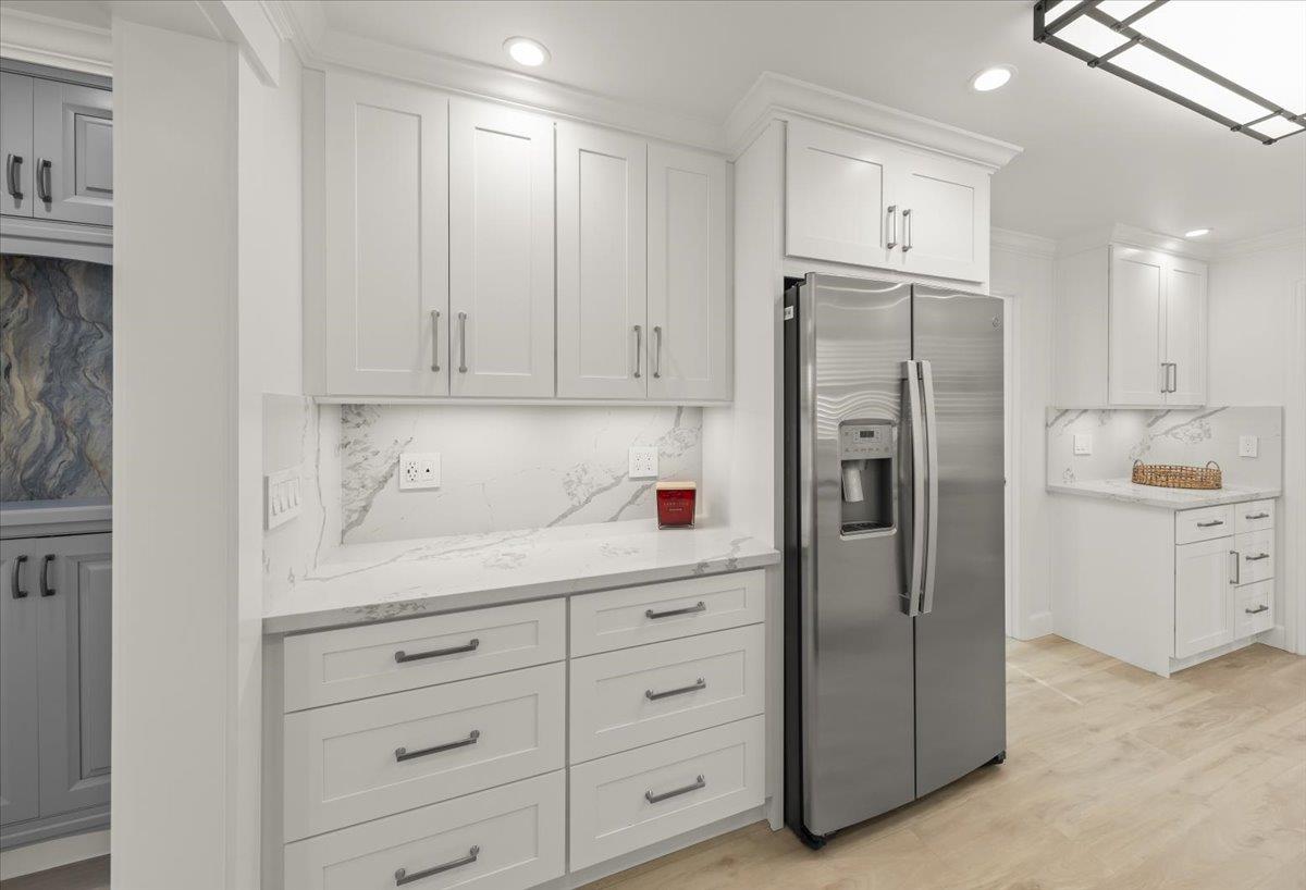 Detail Gallery Image 15 of 43 For 272 Clay St, Monterey,  CA 93940 - 3 Beds | 1 Baths