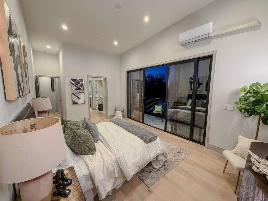 Detail Gallery Image 11 of 20 For 68 Page St, Campbell,  CA 95008 - 3 Beds | 3 Baths