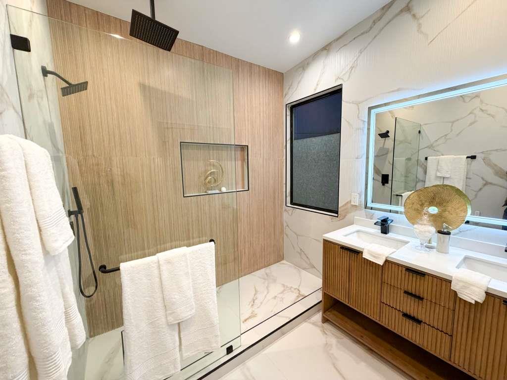 Detail Gallery Image 13 of 20 For 68 Page St, Campbell,  CA 95008 - 3 Beds | 3 Baths