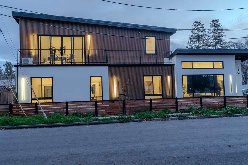 Detail Gallery Image 19 of 20 For 68 Page St, Campbell,  CA 95008 - 3 Beds | 3 Baths