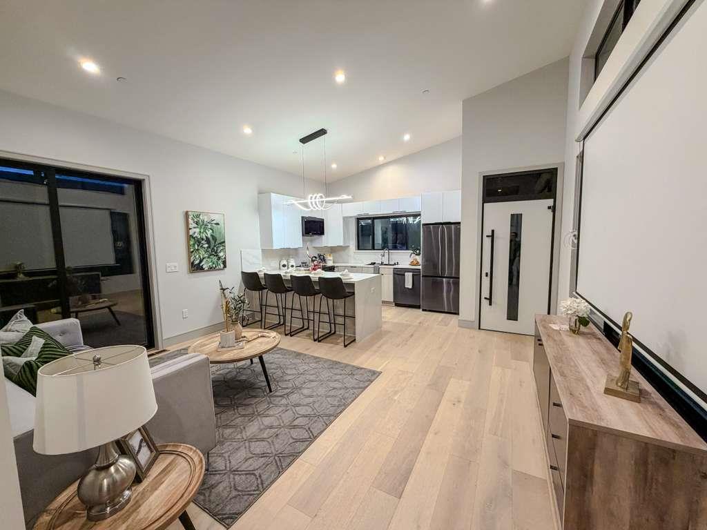 Detail Gallery Image 5 of 20 For 68 Page St, Campbell,  CA 95008 - 3 Beds | 3 Baths