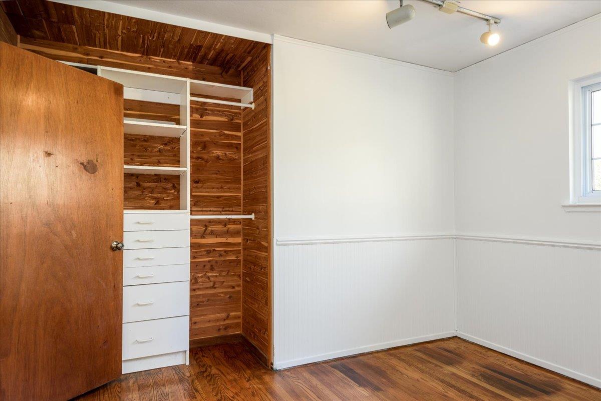 Detail Gallery Image 14 of 23 For 855 Sierra St, Moss Beach,  CA 94038 - 4 Beds | 2 Baths