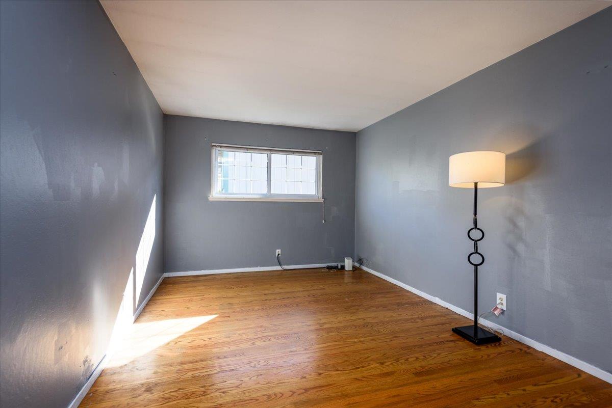 Detail Gallery Image 15 of 23 For 855 Sierra St, Moss Beach,  CA 94038 - 4 Beds | 2 Baths