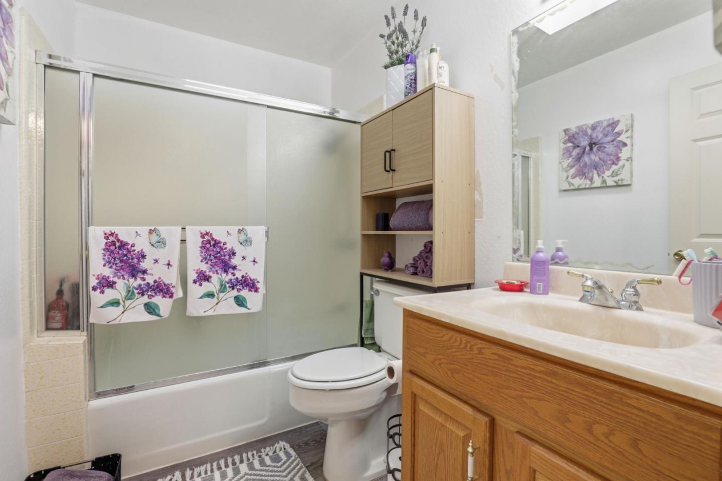 Detail Gallery Image 20 of 44 For 304 Ridgemark Dr, Hollister,  CA 95023 - 3 Beds | 2 Baths