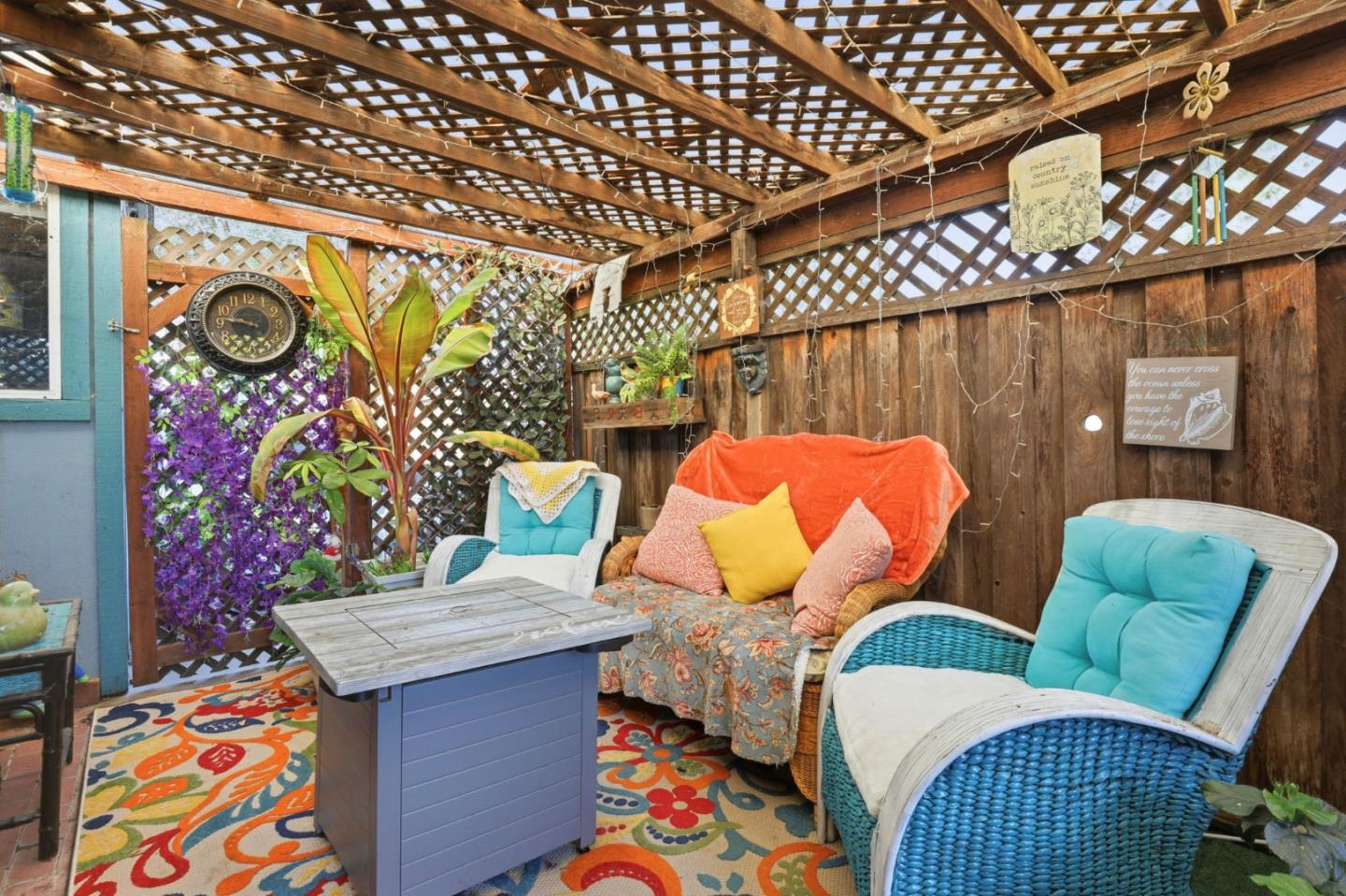 Detail Gallery Image 25 of 44 For 304 Ridgemark Dr, Hollister,  CA 95023 - 3 Beds | 2 Baths