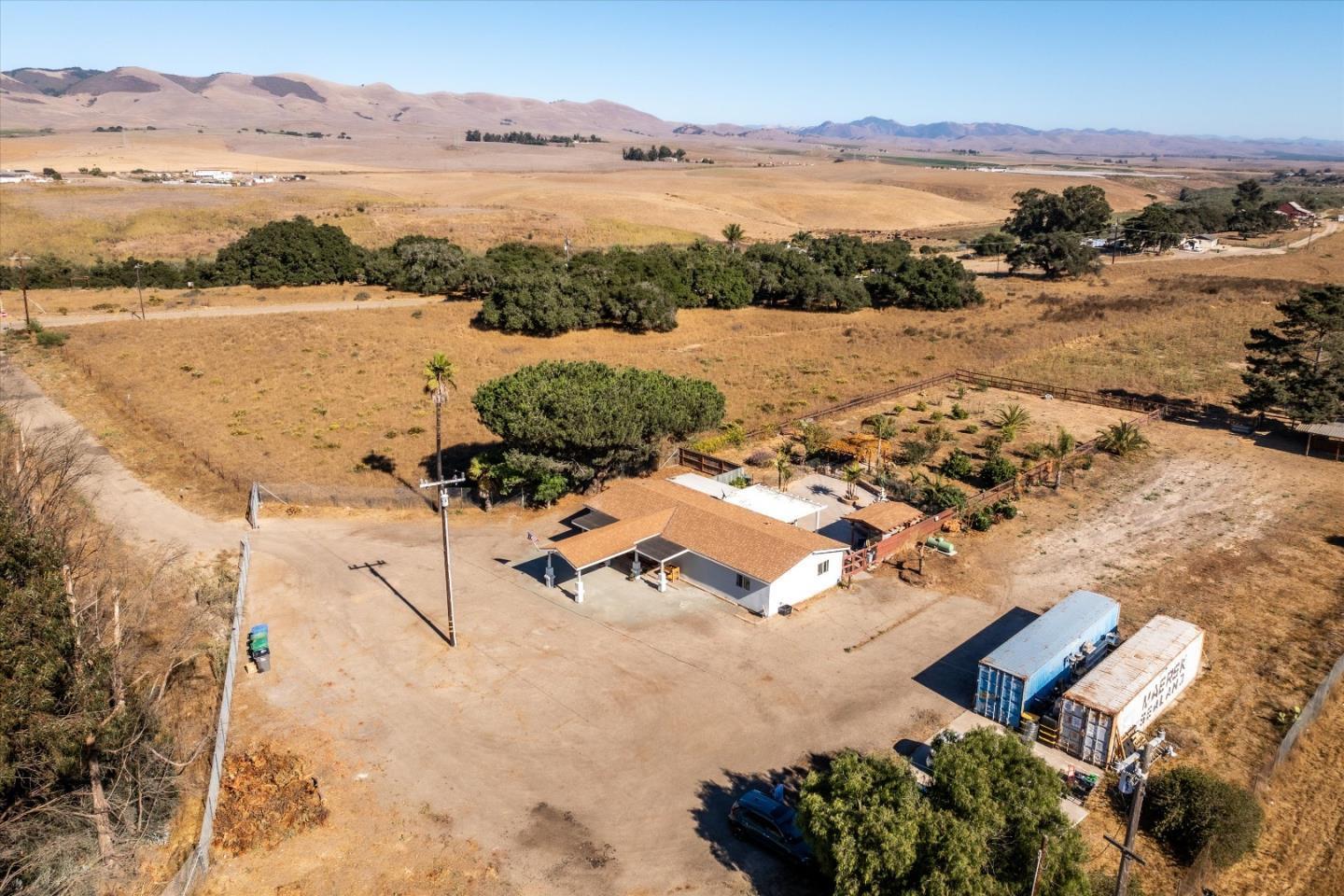 Detail Gallery Image 21 of 21 For 840 S Oak Glen Ave Na,  Nipomo,  CA 93444 - 6 Beds | 4 Baths