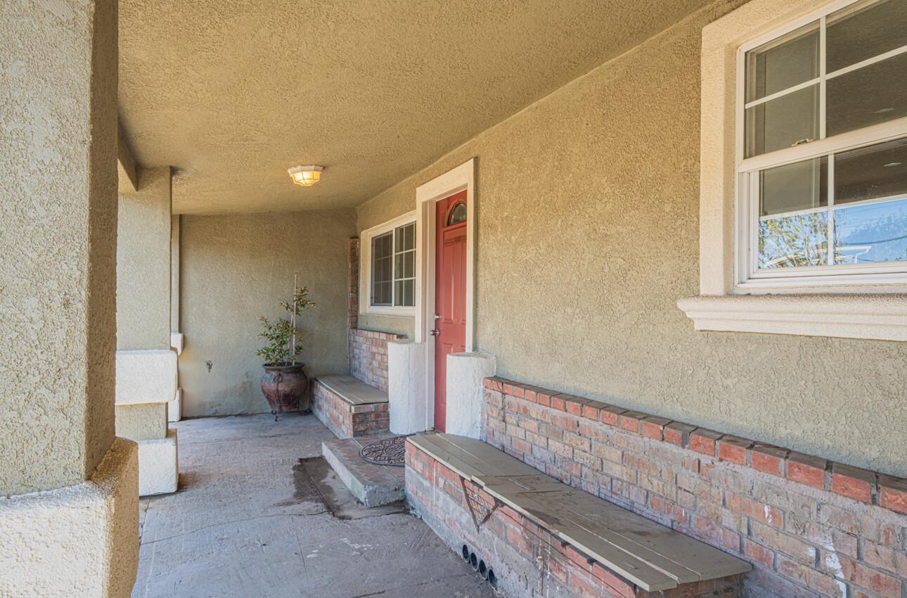 Detail Gallery Image 4 of 30 For 316 10th St, Greenfield,  CA 93927 - 2 Beds | 2 Baths