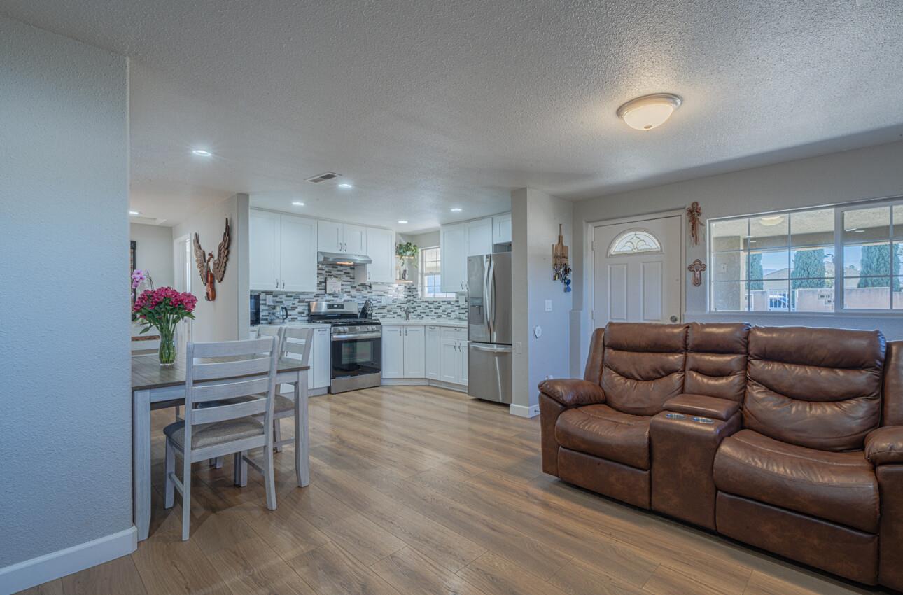 Detail Gallery Image 9 of 30 For 316 10th St, Greenfield,  CA 93927 - 2 Beds | 2 Baths