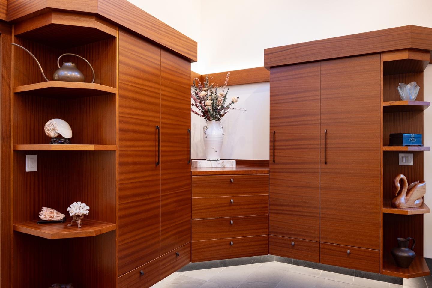 Detail Gallery Image 21 of 22 For 9563 Oak Ct, Carmel,  CA 93923 - 3 Beds | 3 Baths