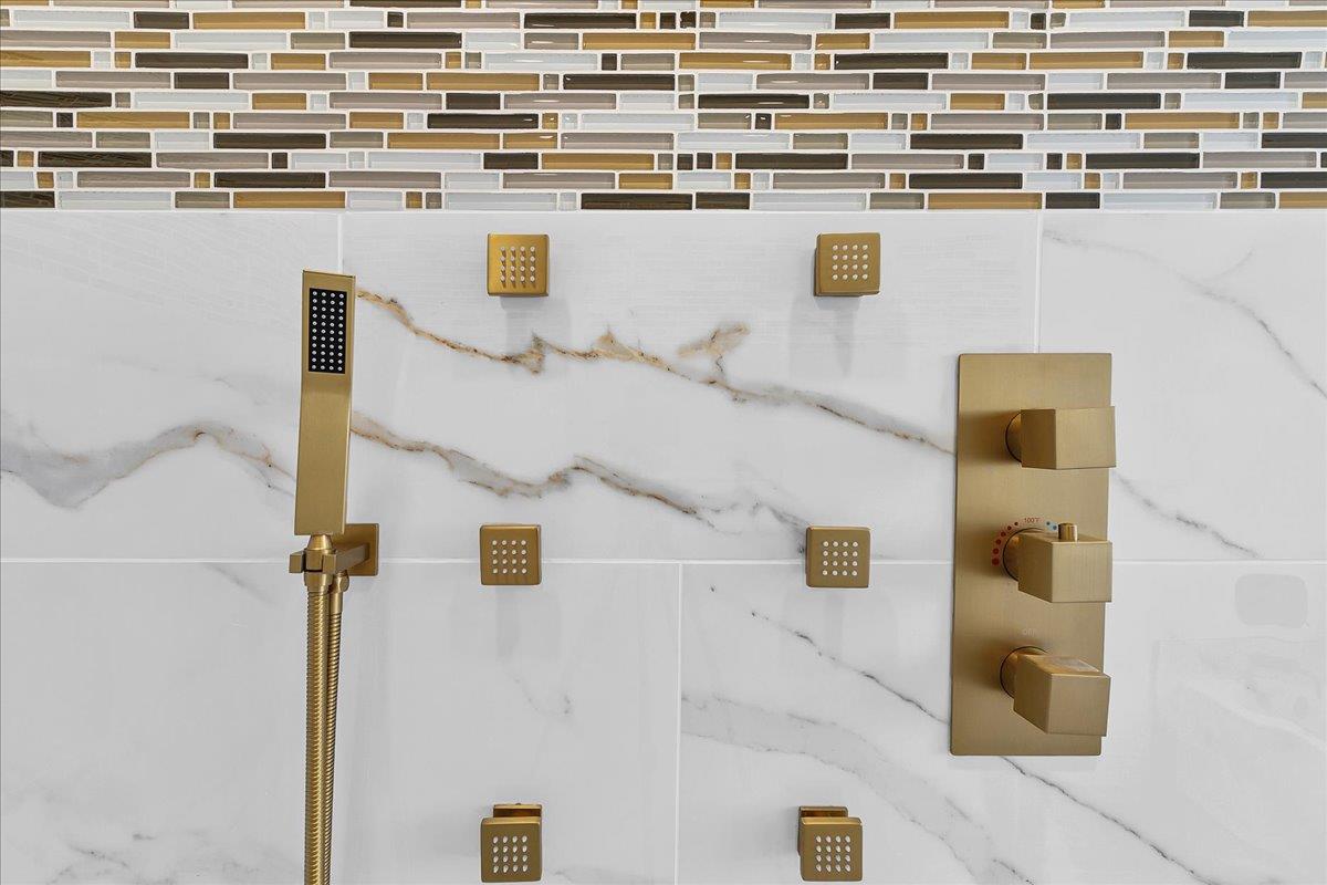 Detail Gallery Image 29 of 46 For 949 Nantucket Blvd #11,  Salinas,  CA 93906 - 3 Beds | 2/1 Baths