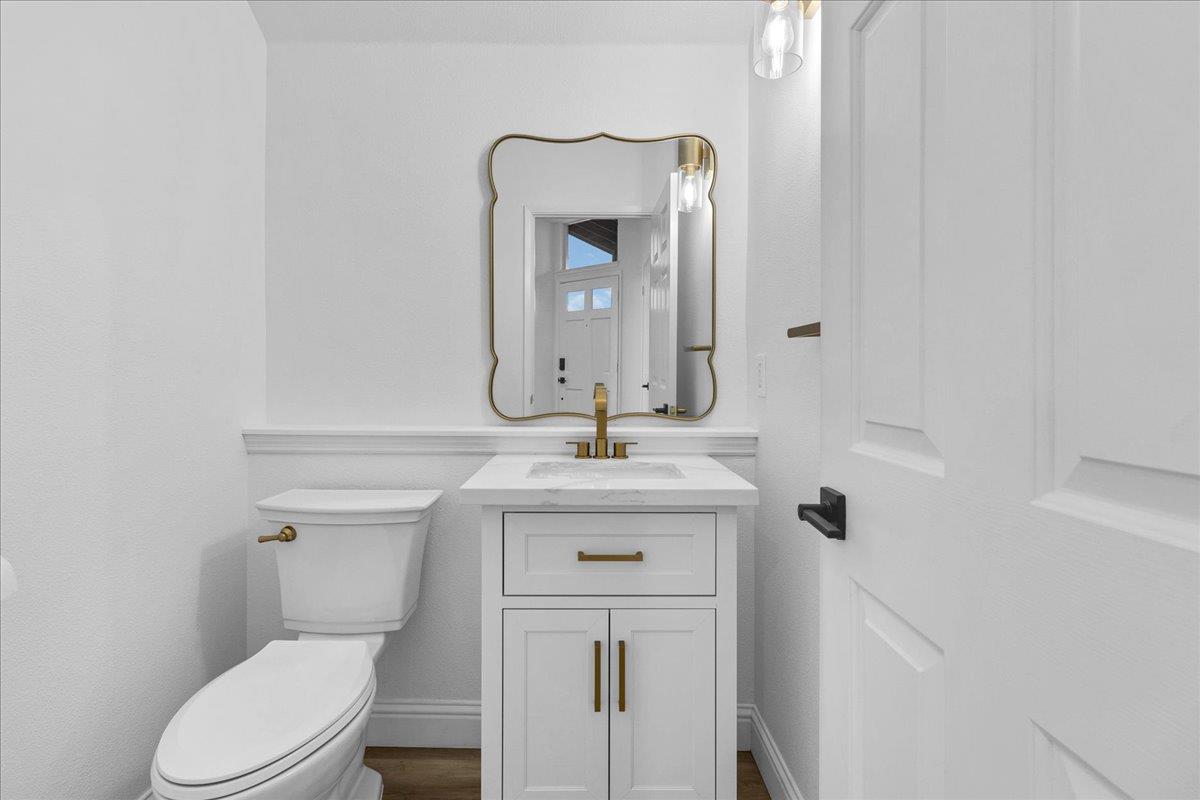 Detail Gallery Image 6 of 46 For 949 Nantucket Blvd #11,  Salinas,  CA 93906 - 3 Beds | 2/1 Baths