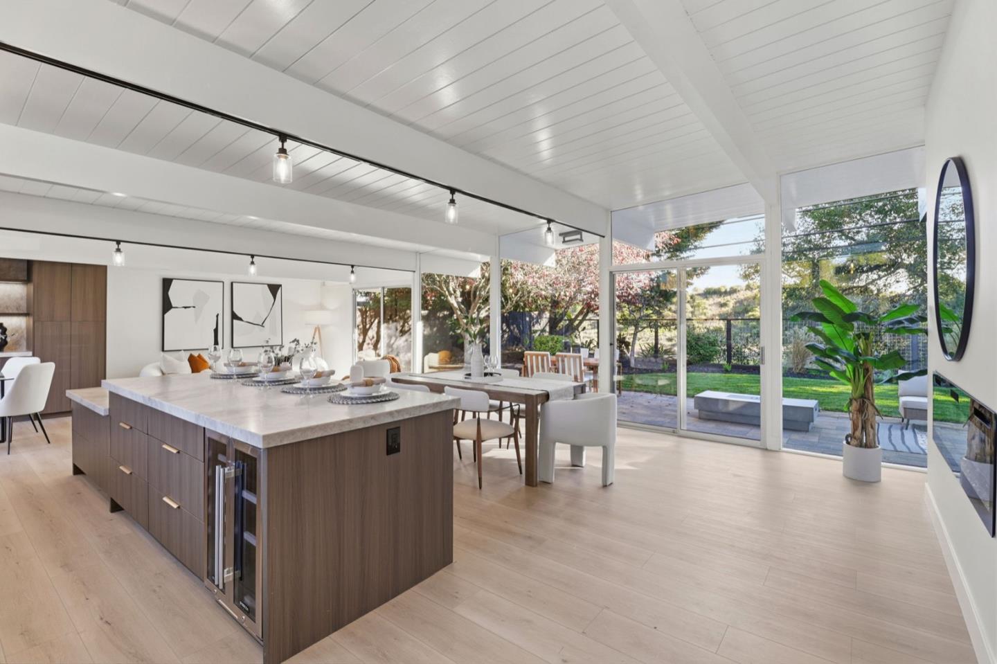 Detail Gallery Image 13 of 45 For 2275 Allegheny Way, San Mateo,  CA 94402 - 4 Beds | 2 Baths